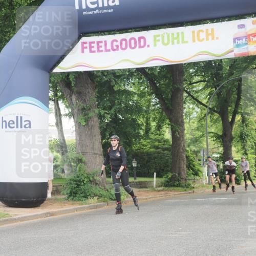 29.06.2025 - hella hamburg halbmarathon KatJ http://msf.ph/oto/8181688 29.06.2025 09:23:33 Zwischen KM18-KM19  meine-sportfotos.de