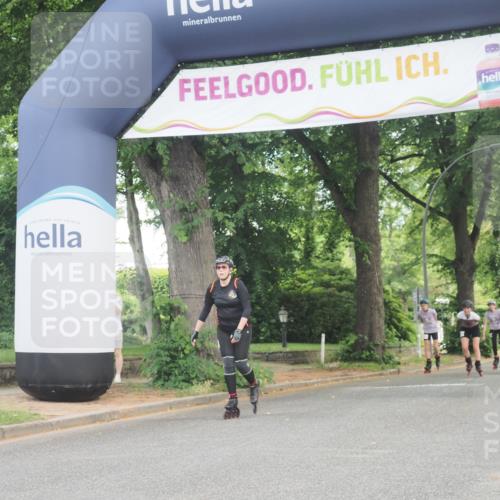 29.06.2025 - hella hamburg halbmarathon KatJ http://msf.ph/oto/8181717 29.06.2025 09:23:34 Zwischen KM18-KM19  meine-sportfotos.de