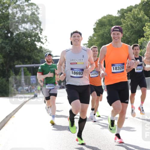 29.06.2025 - hella hamburg halbmarathon Jannik Wohlers http://msf.ph/oto/8181750 29.06.2025 09:42:49 Lombardsbrücke 1271, 4338, 5301, 9097, 9385, 9565, 9767, 10867, 11994, 12341, 13374, 14728, 14757, 15483, 15671, 18037, 18328, 18693, 18695, 18989 meine-sportfotos.de