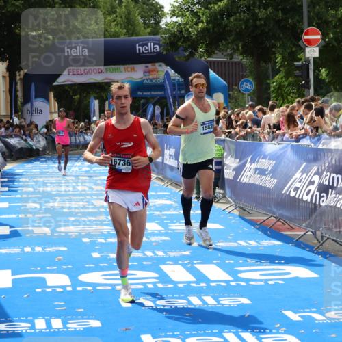29.06.2025 - hella hamburg halbmarathon Zöllner http://msf.ph/oto/8181757 29.06.2025 10:32:15 Ziel 1894, 7272, 15826, 16736 meine-sportfotos.de