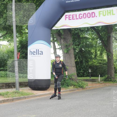 29.06.2025 - hella hamburg halbmarathon KatJ http://msf.ph/oto/8181847 29.06.2025 09:23:34 Zwischen KM18-KM19  meine-sportfotos.de