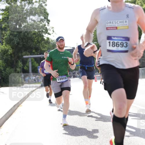 29.06.2025 - hella hamburg halbmarathon Jannik Wohlers http://msf.ph/oto/8181864 29.06.2025 09:42:49 Lombardsbrücke 1271, 4338, 5301, 9097, 9385, 9565, 9767, 10867, 11994, 12341, 13374, 14728, 14757, 15483, 15671, 18037, 18328, 18693, 18695, 18989 meine-sportfotos.de