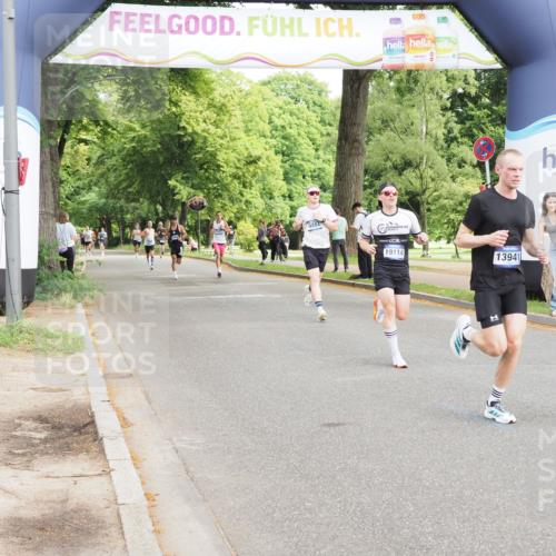29.06.2025 - hella hamburg halbmarathon MichiJ http://msf.ph/oto/8181879 29.06.2025 10:17:26 Zwischen KM18-KM19 2203, 9804, 13941, 14757, 14828 meine-sportfotos.de