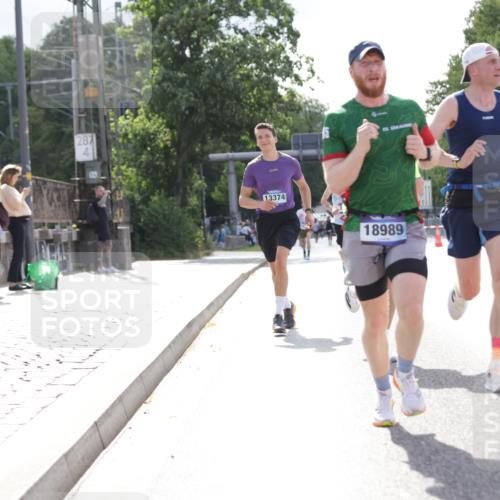 29.06.2025 - hella hamburg halbmarathon Jannik Wohlers http://msf.ph/oto/8181909 29.06.2025 09:42:50 Lombardsbrücke 1271, 4338, 5301, 6090, 9097, 9385, 9565, 9767, 10867, 11994, 12341, 13374, 14728, 14757, 15483, 15671, 18037, 18328, 18693, 18695, 18989 meine-sportfotos.de