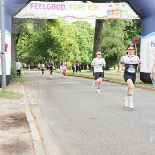 29.06.2025 - hella hamburg halbmarathon MichiJ http://msf.ph/oto/8181949 29.06.2025 10:17:26 Zwischen KM18-KM19 2203, 9804, 13941, 14757, 14828 meine-sportfotos.de