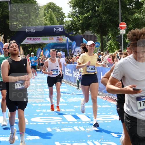 29.06.2025 - hella hamburg halbmarathon Zöllner http://msf.ph/oto/8181951 29.06.2025 10:40:39 Ziel 1912, 2324, 4843, 7284, 11767, 12365, 12540, 12865, 14272, 14820, 15015, 15164, 15493, 15542, 16599, 17214, 17724, 18192, 18399 meine-sportfotos.de
