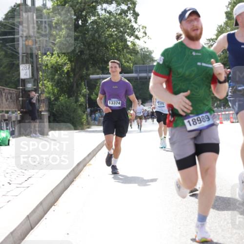 29.06.2025 - hella hamburg halbmarathon Jannik Wohlers http://msf.ph/oto/8181967 29.06.2025 09:42:50 Lombardsbrücke 1271, 4338, 5301, 6090, 9097, 9385, 9565, 9767, 10867, 11994, 12341, 13374, 14728, 14757, 15483, 15671, 18037, 18328, 18693, 18695, 18989 meine-sportfotos.de