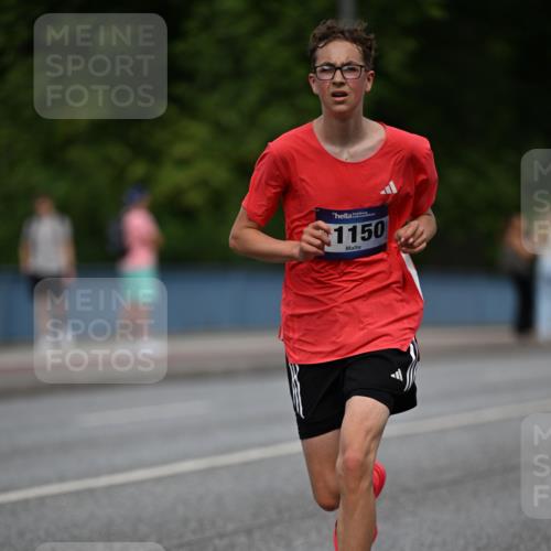29.06.2025 - hella hamburg halbmarathon Dr. Thomas Lammeyer http://msf.ph/oto/8182004 29.06.2025 09:47:18 Kennedybrücke 1122, 1953, 3189, 3379, 5308, 5344, 7231, 7793, 8975, 9079, 10106, 10173, 11150 meine-sportfotos.de