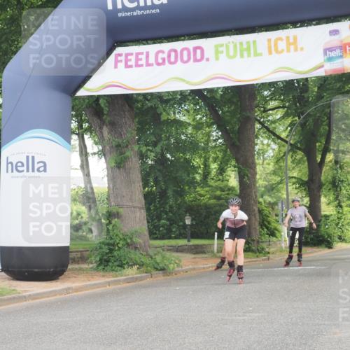 29.06.2025 - hella hamburg halbmarathon KatJ http://msf.ph/oto/8182024 29.06.2025 09:23:35 Zwischen KM18-KM19  meine-sportfotos.de