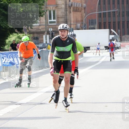 29.06.2025 - hella hamburg halbmarathon Strokosch-Dieckow http://msf.ph/oto/8182120 29.06.2025 09:23:33 Ziel 20071, 20160, 20165, 20166, 20373 meine-sportfotos.de