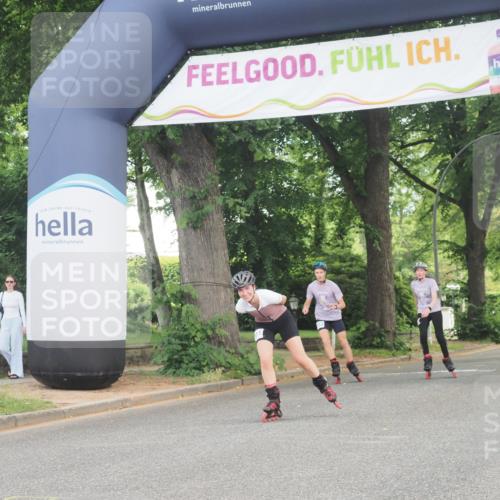 29.06.2025 - hella hamburg halbmarathon KatJ http://msf.ph/oto/8182124 29.06.2025 09:23:36 Zwischen KM18-KM19  meine-sportfotos.de