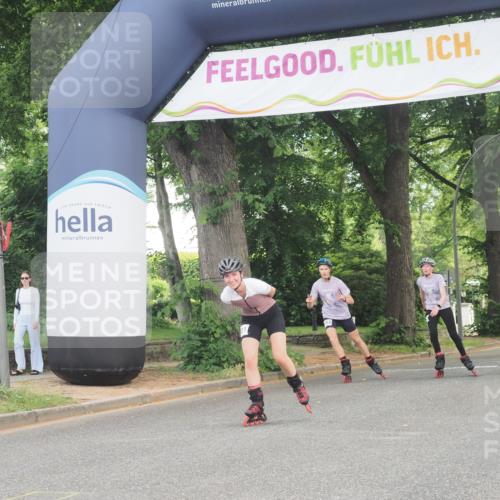 29.06.2025 - hella hamburg halbmarathon KatJ http://msf.ph/oto/8182146 29.06.2025 09:23:36 Zwischen KM18-KM19  meine-sportfotos.de
