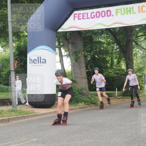 29.06.2025 - hella hamburg halbmarathon KatJ http://msf.ph/oto/8182176 29.06.2025 09:23:36 Zwischen KM18-KM19  meine-sportfotos.de