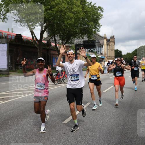 29.06.2025 - hella hamburg halbmarathon Yannick Fuchs http://msf.ph/oto/8182195 29.06.2025 10:43:11 20KM 1094, 1163, 1176, 1381, 1452, 1892, 2260, 3985, 4183, 4185, 4847, 4890, 5705, 6389, 7067, 8302, 8821, 9213, 9348, 9649, 9661, 9770, 10053, 10184, 10859, 10860, 11451, 11579, 11679, 11779, 12094, 12421, 12533, 12534, 12690, 13009, 13183, 13269, 13450, 13962, 14033, 14511, 15384, 15784, 15857, 15894, 16369, 16592, 16627, 17173, 17395, 17632, 17745, 17855, 17982, 18598, 18873, 18887 meine-sportfotos.de