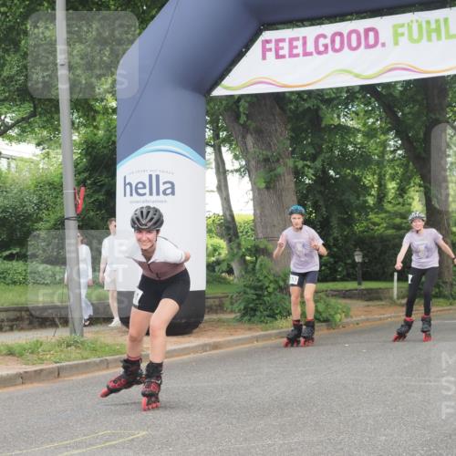 29.06.2025 - hella hamburg halbmarathon KatJ http://msf.ph/oto/8182241 29.06.2025 09:23:36 Zwischen KM18-KM19  meine-sportfotos.de