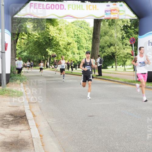 29.06.2025 - hella hamburg halbmarathon MichiJ http://msf.ph/oto/8182317 29.06.2025 10:17:31 Zwischen KM18-KM19 1577, 9804, 13941, 13956, 19114 meine-sportfotos.de