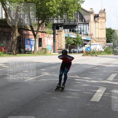 29.06.2025 - hella hamburg halbmarathon Yannick Fuchs http://msf.ph/oto/8182357 29.06.2025 09:07:46 20KM  meine-sportfotos.de