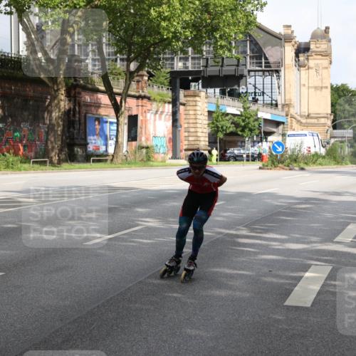 29.06.2025 - hella hamburg halbmarathon Yannick Fuchs http://msf.ph/oto/8182406 29.06.2025 09:07:46 20KM 12 meine-sportfotos.de