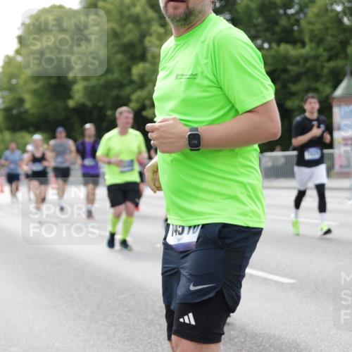 29.06.2025 - hella hamburg halbmarathon Jannik Wohlers http://msf.ph/oto/8182560 29.06.2025 10:23:05 Lombardsbrücke 1048, 1304, 1362, 4391, 4728, 5160, 5406, 6502, 7029, 7820, 10739, 11300, 11798, 11879, 12874, 14265, 14510, 14512, 14821, 15709, 16185, 16251, 17013, 17199, 17719, 18070, 18071, 18089, 18332, 18402, 18818, 18865 meine-sportfotos.de
