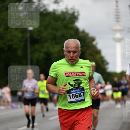 29.06.2025 - hella hamburg halbmarathon Dr. Thomas Lammeyer http://msf.ph/oto/8182587 29.06.2025 10:10:27 Kennedybrücke 1766, 1830, 1936, 1981, 2471, 2624, 3062, 4169, 4542, 5431, 6014, 7741, 8051, 8290, 8744, 10214, 10781 meine-sportfotos.de