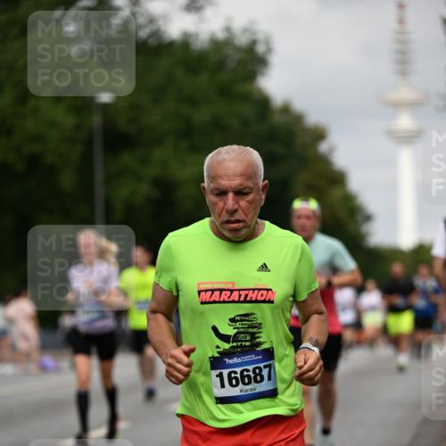29.06.2025 - hella hamburg halbmarathon Dr. Thomas Lammeyer http://msf.ph/oto/8182605 29.06.2025 10:10:27 Kennedybrücke 1766, 1830, 1936, 1981, 2471, 2624, 3062, 4169, 4542, 5431, 6014, 7741, 8051, 8290, 8744, 10214, 10781 meine-sportfotos.de