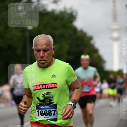 29.06.2025 - hella hamburg halbmarathon Dr. Thomas Lammeyer http://msf.ph/oto/8182627 29.06.2025 10:10:27 Kennedybrücke 1766, 1830, 1936, 1981, 2471, 2624, 3062, 4169, 4542, 5431, 6014, 7741, 8051, 8290, 8744, 10214, 10781 meine-sportfotos.de