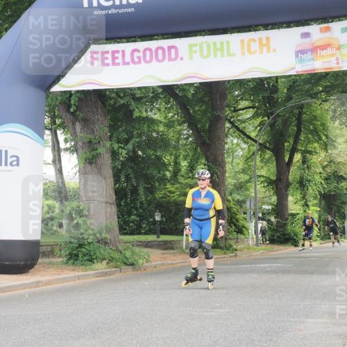 29.06.2025 - hella hamburg halbmarathon KatJ http://msf.ph/oto/8182639 29.06.2025 09:23:57 Zwischen KM18-KM19  meine-sportfotos.de