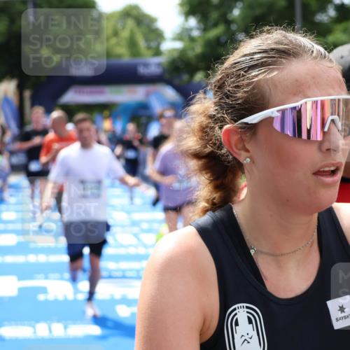 29.06.2025 - hella hamburg halbmarathon Zöllner http://msf.ph/oto/8182671 29.06.2025 10:40:56 Ziel 1631, 1677, 6429, 7109, 7378, 9547, 9979, 10369, 10934, 12088, 12385, 13029, 13158, 14661, 15689, 16347, 17032, 17720, 18173 meine-sportfotos.de
