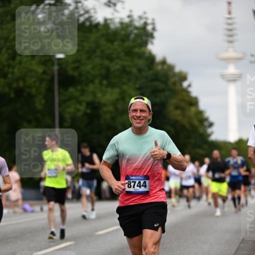 29.06.2025 - hella hamburg halbmarathon Dr. Thomas Lammeyer http://msf.ph/oto/8182718 29.06.2025 10:10:28 Kennedybrücke 1766, 1830, 1936, 1981, 2471, 2624, 3062, 4169, 4542, 4666, 5431, 6014, 7741, 8051, 8290, 8744, 10214, 10781 meine-sportfotos.de