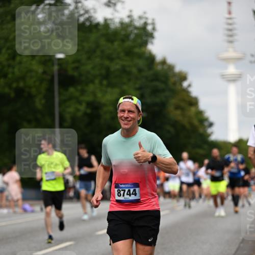 29.06.2025 - hella hamburg halbmarathon Dr. Thomas Lammeyer http://msf.ph/oto/8182741 29.06.2025 10:10:28 Kennedybrücke 1766, 1830, 1936, 1981, 2471, 2624, 3062, 4169, 4542, 4666, 5431, 6014, 7741, 8051, 8290, 8744, 10214, 10781 meine-sportfotos.de
