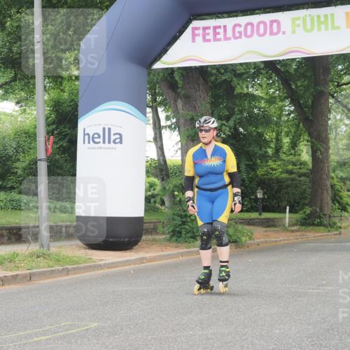 29.06.2025 - hella hamburg halbmarathon KatJ http://msf.ph/oto/8182759 29.06.2025 09:23:58 Zwischen KM18-KM19  meine-sportfotos.de