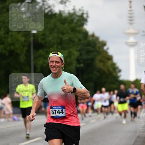 29.06.2025 - hella hamburg halbmarathon Dr. Thomas Lammeyer http://msf.ph/oto/8182796 29.06.2025 10:10:29 Kennedybrücke 1766, 1830, 1936, 1981, 2471, 2624, 3062, 4169, 4542, 4666, 5431, 6014, 7741, 8051, 8290, 8744, 10214, 10781, 10886 meine-sportfotos.de