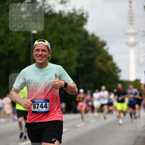 29.06.2025 - hella hamburg halbmarathon Dr. Thomas Lammeyer http://msf.ph/oto/8182819 29.06.2025 10:10:29 Kennedybrücke 1766, 1830, 1936, 1981, 2471, 2624, 3062, 4169, 4542, 4666, 5431, 6014, 7741, 8051, 8290, 8744, 10214, 10781, 10886 meine-sportfotos.de