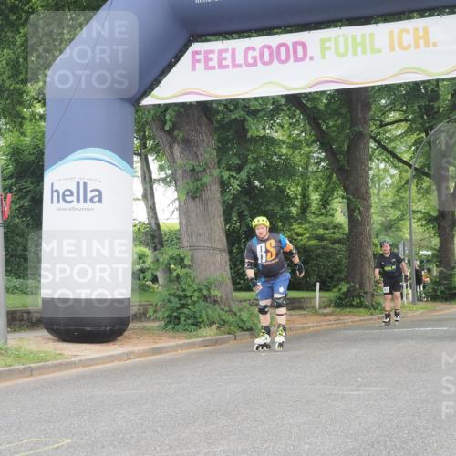 29.06.2025 - hella hamburg halbmarathon KatJ http://msf.ph/oto/8182876 29.06.2025 09:24:01 Zwischen KM18-KM19  meine-sportfotos.de