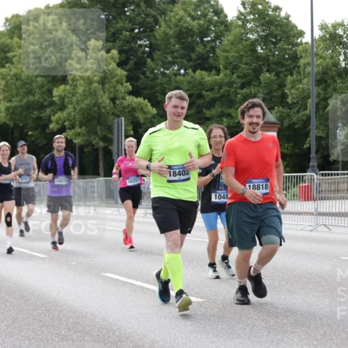 29.06.2025 - hella hamburg halbmarathon Jannik Wohlers http://msf.ph/oto/8182888 29.06.2025 10:23:07 Lombardsbrücke 1048, 1304, 1362, 4391, 4728, 5160, 5406, 6747, 7029, 7820, 9715, 11300, 11798, 11879, 12874, 14265, 14510, 14512, 14821, 15709, 16185, 16251, 16331, 17199, 18070, 18071, 18089, 18332, 18402, 18818, 18865 meine-sportfotos.de