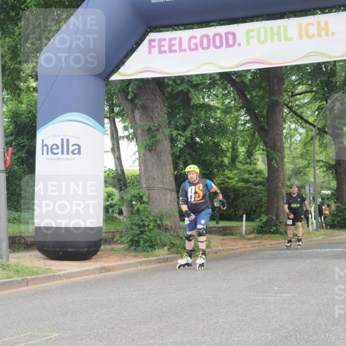29.06.2025 - hella hamburg halbmarathon KatJ http://msf.ph/oto/8182908 29.06.2025 09:24:01 Zwischen KM18-KM19  meine-sportfotos.de
