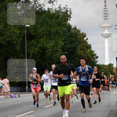 29.06.2025 - hella hamburg halbmarathon Dr. Thomas Lammeyer http://msf.ph/oto/8182988 29.06.2025 10:10:34 Kennedybrücke 1766, 1830, 1936, 1981, 4542, 4550, 4666, 5431, 5951, 8051, 8290, 8744, 8960, 10214, 10736, 10781, 10886 meine-sportfotos.de