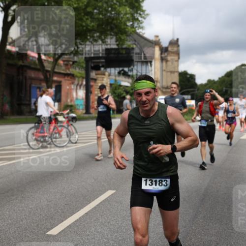 29.06.2025 - hella hamburg halbmarathon Yannick Fuchs http://msf.ph/oto/8183028 29.06.2025 10:43:17 20KM 1094, 1342, 1381, 1452, 1476, 2260, 2592, 2596, 2706, 3060, 3985, 4183, 4185, 4847, 4890, 5705, 6158, 6389, 7067, 8302, 8821, 9038, 9213, 9348, 9649, 9661, 9695, 10053, 10184, 10859, 10860, 11340, 11519, 11579, 11679, 11779, 12094, 12421, 12533, 12690, 13009, 13183, 13233, 13269, 13450, 13688, 13962, 14033, 15384, 15422, 15857, 15894, 16369, 16592, 16627, 17173, 17395, 17632, 17745, 17855, 18598, 18842, 18873, 18887 meine-sportfotos.de