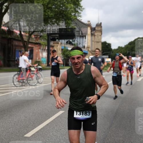 29.06.2025 - hella hamburg halbmarathon Yannick Fuchs http://msf.ph/oto/8183044 29.06.2025 10:43:17 20KM 1094, 1342, 1381, 1452, 1476, 2260, 2592, 2596, 2706, 3060, 3985, 4183, 4185, 4847, 4890, 5705, 6158, 6389, 7067, 8302, 8821, 9038, 9213, 9348, 9649, 9661, 9695, 10053, 10184, 10859, 10860, 11340, 11519, 11579, 11679, 11779, 12094, 12421, 12533, 12690, 13009, 13183, 13233, 13269, 13450, 13688, 13962, 14033, 15384, 15422, 15857, 15894, 16369, 16592, 16627, 17173, 17395, 17632, 17745, 17855, 18598, 18842, 18873, 18887 meine-sportfotos.de