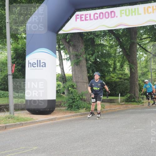 29.06.2025 - hella hamburg halbmarathon KatJ http://msf.ph/oto/8183047 29.06.2025 09:24:03 Zwischen KM18-KM19  meine-sportfotos.de