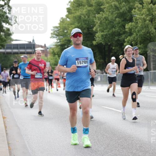 29.06.2025 - hella hamburg halbmarathon Jannik Wohlers http://msf.ph/oto/8183048 29.06.2025 10:23:08 Lombardsbrücke 1048, 1304, 1362, 4391, 4646, 4728, 5160, 5406, 6747, 7029, 7820, 9715, 11300, 11793, 11879, 12874, 14265, 14510, 14512, 15709, 16185, 16251, 16331, 17199, 18070, 18071, 18089, 18332, 18402, 18818, 18865 meine-sportfotos.de