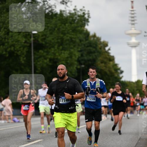 29.06.2025 - hella hamburg halbmarathon Dr. Thomas Lammeyer http://msf.ph/oto/8183077 29.06.2025 10:10:36 Kennedybrücke 1766, 1830, 1936, 1981, 4542, 4550, 4666, 5431, 5951, 8051, 8290, 8744, 8960, 10214, 10736, 10886 meine-sportfotos.de