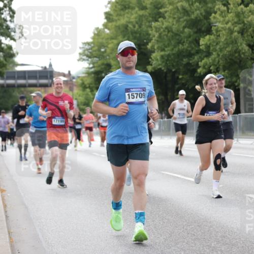 29.06.2025 - hella hamburg halbmarathon Jannik Wohlers http://msf.ph/oto/8183093 29.06.2025 10:23:08 Lombardsbrücke 1048, 1304, 1362, 4391, 4646, 4728, 5160, 5406, 6747, 7029, 7820, 9715, 11300, 11793, 11879, 12874, 14265, 14510, 14512, 15709, 16185, 16251, 16331, 17199, 18070, 18071, 18089, 18332, 18402, 18818, 18865 meine-sportfotos.de