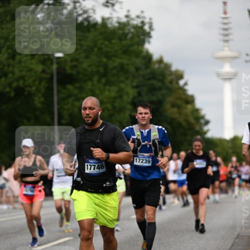 29.06.2025 - hella hamburg halbmarathon Dr. Thomas Lammeyer http://msf.ph/oto/8183107 29.06.2025 10:10:36 Kennedybrücke 1766, 1830, 1936, 1981, 4542, 4550, 4666, 5431, 5951, 8051, 8290, 8744, 8960, 10214, 10736, 10886 meine-sportfotos.de