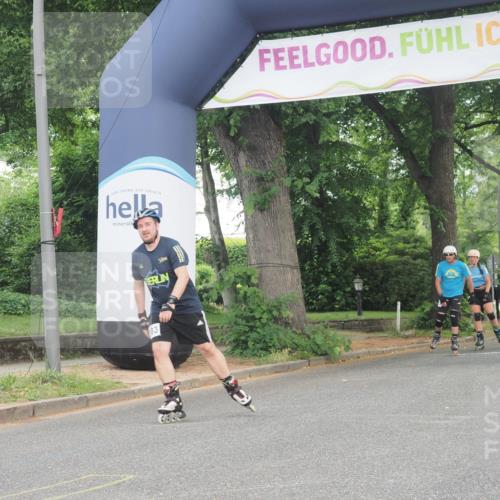 29.06.2025 - hella hamburg halbmarathon KatJ http://msf.ph/oto/8183148 29.06.2025 09:24:04 Zwischen KM18-KM19  meine-sportfotos.de