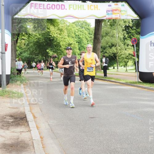 29.06.2025 - hella hamburg halbmarathon MichiJ http://msf.ph/oto/8183175 29.06.2025 10:17:45 Zwischen KM18-KM19 1122, 2604, 7651, 12529, 15576, 17354, 19042 meine-sportfotos.de