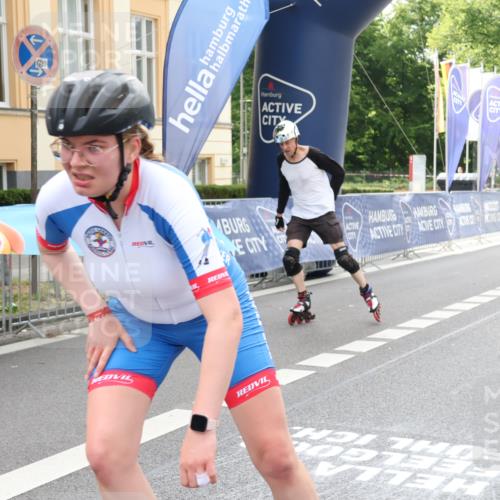 29.06.2025 - hella hamburg halbmarathon Strokosch-Dieckow http://msf.ph/oto/8183195 29.06.2025 09:24:02 Ziel 20041, 20121, 20186, 20205, 20206, 20421, 20522, 20542 meine-sportfotos.de