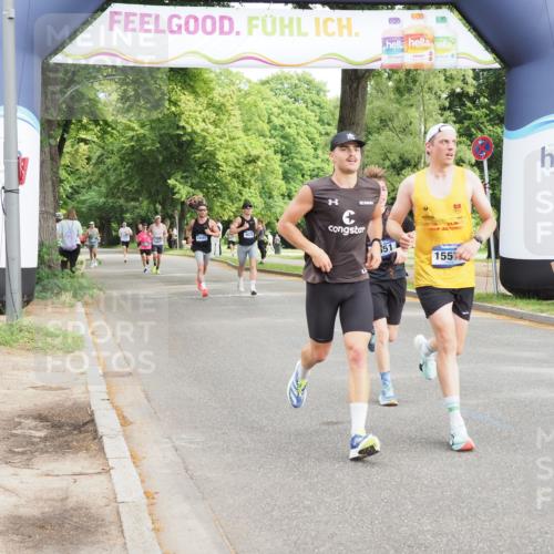 29.06.2025 - hella hamburg halbmarathon MichiJ http://msf.ph/oto/8183231 29.06.2025 10:17:45 Zwischen KM18-KM19 1122, 2604, 7651, 12529, 15576, 17354, 19042 meine-sportfotos.de