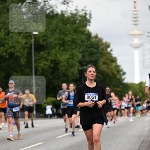 29.06.2025 - hella hamburg halbmarathon Dr. Thomas Lammeyer http://msf.ph/oto/8183453 29.06.2025 10:10:40 Kennedybrücke 1766, 1936, 1981, 4550, 4666, 5431, 5951, 8051, 8744, 8960, 10214, 10736, 10886 meine-sportfotos.de