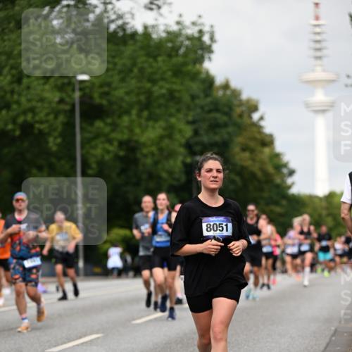 29.06.2025 - hella hamburg halbmarathon Dr. Thomas Lammeyer http://msf.ph/oto/8183460 29.06.2025 10:10:40 Kennedybrücke 1766, 1936, 1981, 4550, 4666, 5431, 5951, 8051, 8744, 8960, 10214, 10736, 10886 meine-sportfotos.de